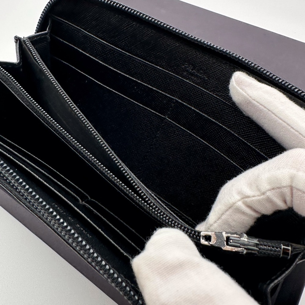 Prada Wallet W Box - Picture 3 of 12